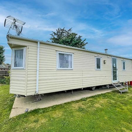 Great Caravan At Breydon Water Holiday Park, Ref 10086B Belton with Browston Экстерьер фото