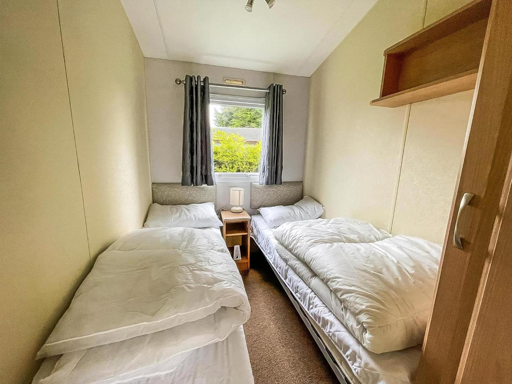 Great Caravan At Breydon Water Holiday Park, Ref 10086B Belton with Browston Экстерьер фото