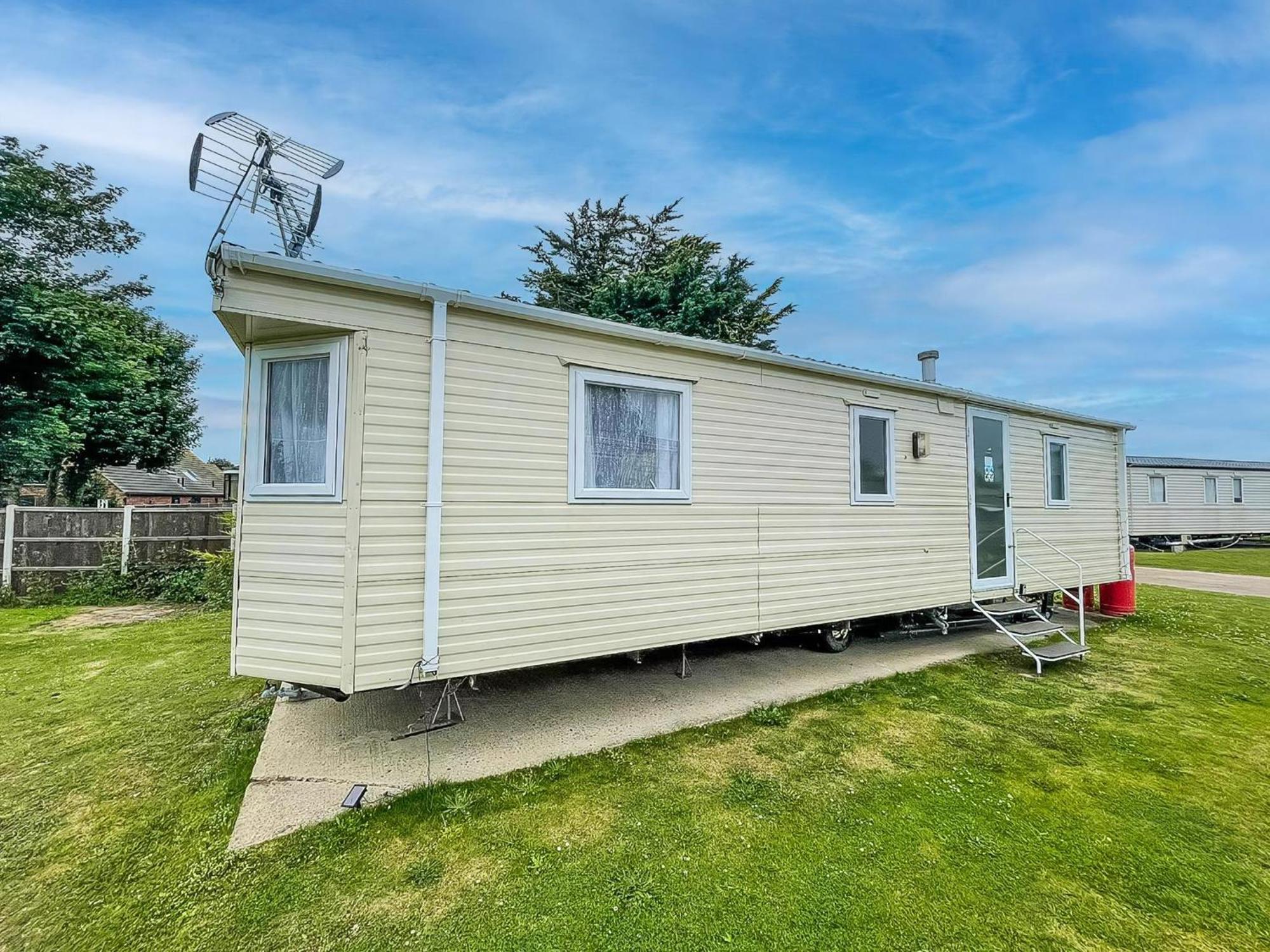 Great Caravan At Breydon Water Holiday Park, Ref 10086B Belton with Browston Экстерьер фото